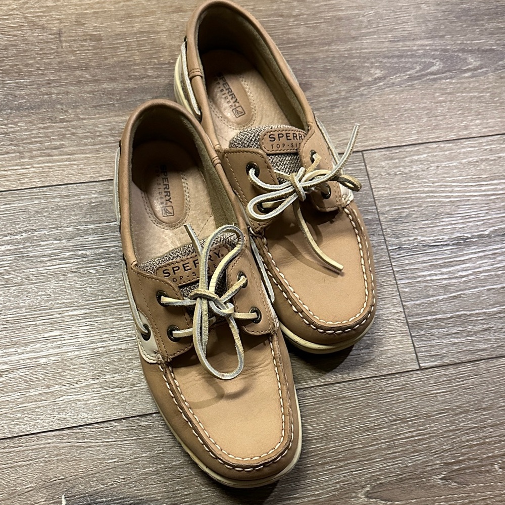 Sperry Women's Tan Leather Boat Shoes- like new - Picture 3 of 4